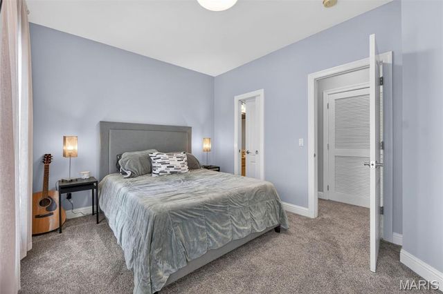 1228 S Main Street, St Charles, MO 63301