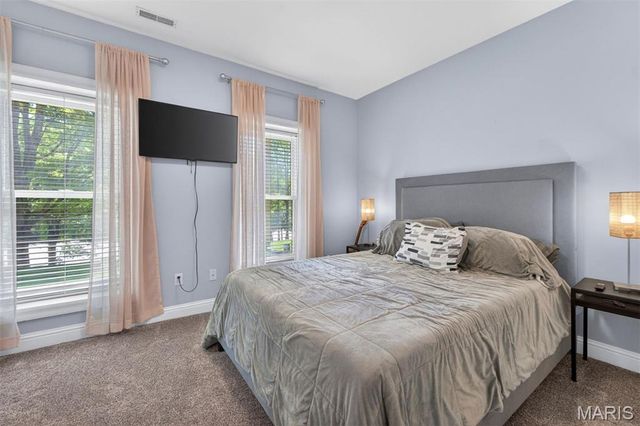 1228 S Main Street, St Charles, MO 63301