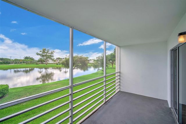 2048 Hythe C 2048, Boca Raton, FL 33434