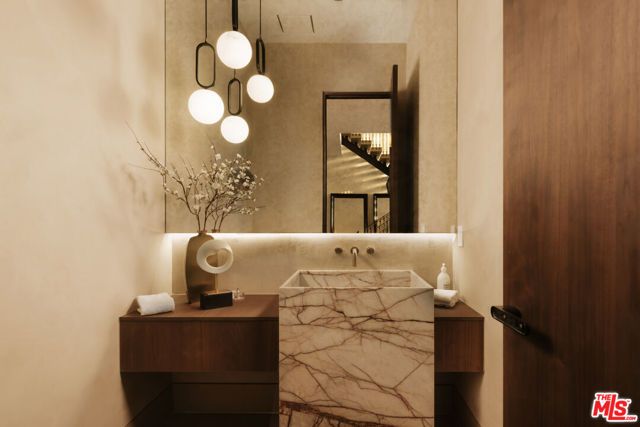 4634 Ethel Avenue, Sherman Oaks, CA 91423