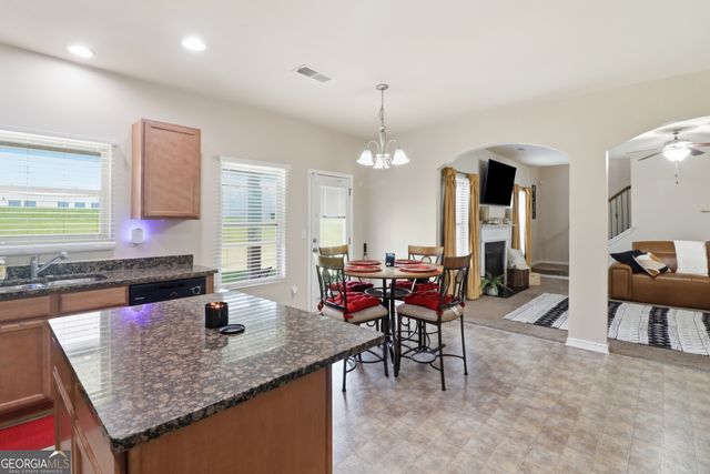 1316 Worcester Trail, Mcdonough, GA 30253