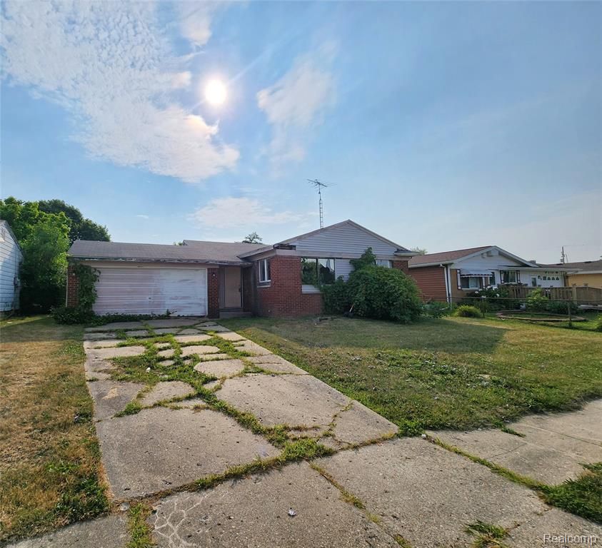 6104 Hilton Lane, Mount Morris, MI 48458