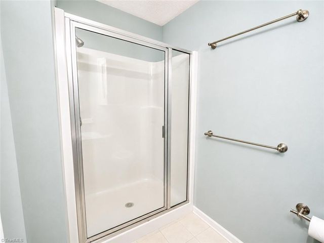 122 Ivy Glen Court, Winston-salem, NC 27127
