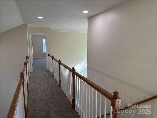 10822 Chamberlain Hall Court, Charlotte, NC 28277