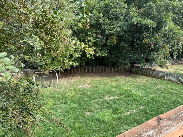 10822 Chamberlain Hall Court, Charlotte, NC 28277