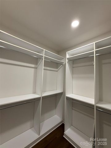 10822 Chamberlain Hall Court, Charlotte, NC 28277