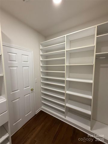 10822 Chamberlain Hall Court, Charlotte, NC 28277