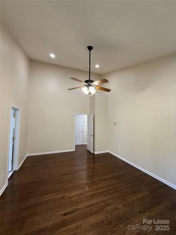 10822 Chamberlain Hall Court, Charlotte, NC 28277