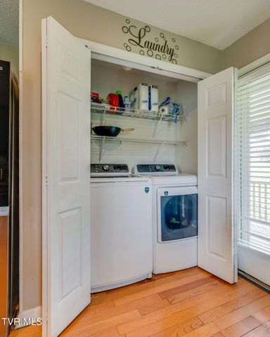 145 Rainbow Circle 5, Bristol, VA 24201