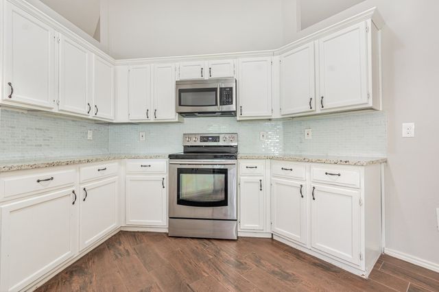 1529 Springaire Lane, Lewisville, TX 75077