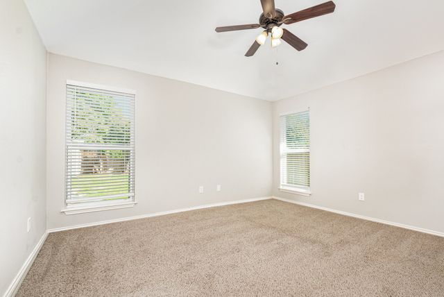 1529 Springaire Lane, Lewisville, TX 75077