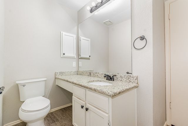 1529 Springaire Lane, Lewisville, TX 75077