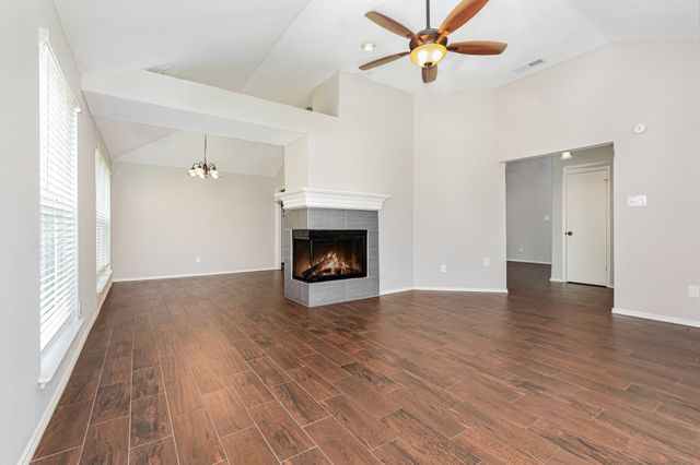 1529 Springaire Lane, Lewisville, TX 75077