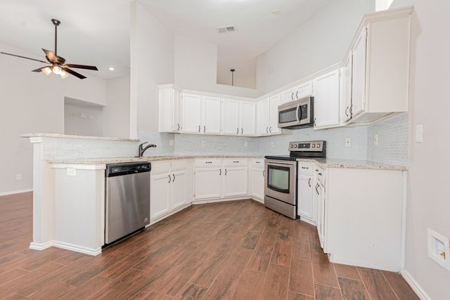 1529 Springaire Lane, Lewisville, TX 75077