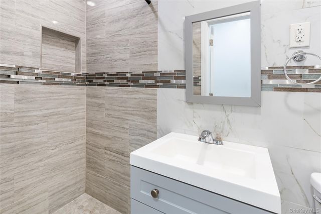 3335 Perry Avenue, Bronx, NY 10467