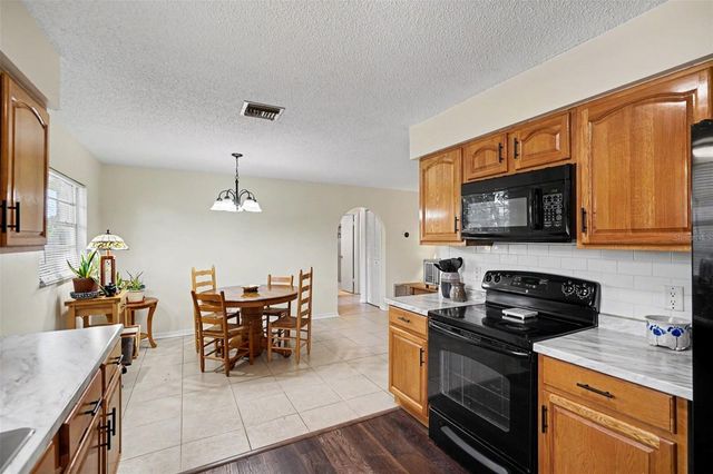 250 CAMBRIDGE AVENUE NE, Palm Bay, FL 32907