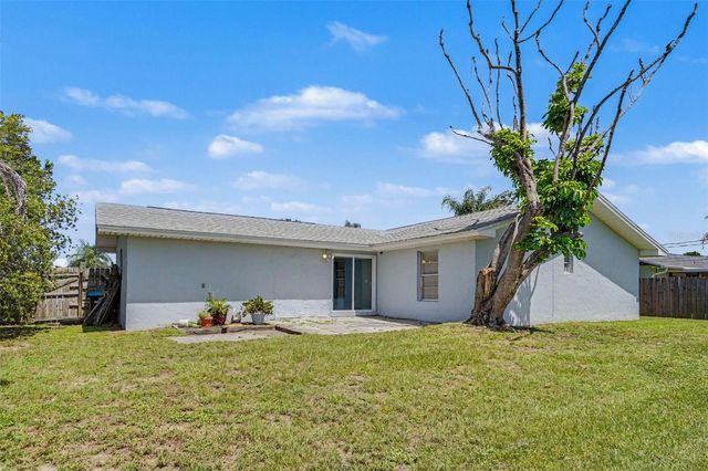 250 CAMBRIDGE AVENUE NE, Palm Bay, FL 32907