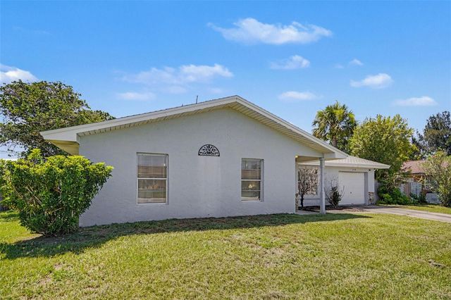 250 CAMBRIDGE AVENUE NE, Palm Bay, FL 32907