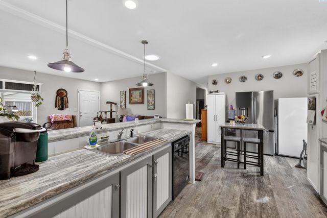 31 Mercury Drive, Richland, WA 99352