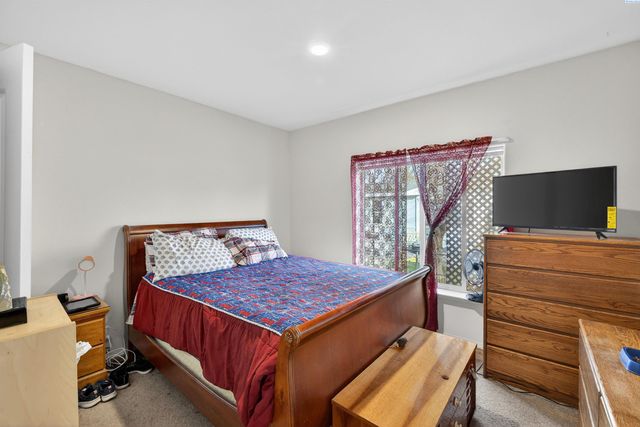 31 Mercury Drive, Richland, WA 99352