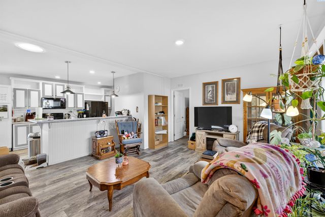 31 Mercury Drive, Richland, WA 99352