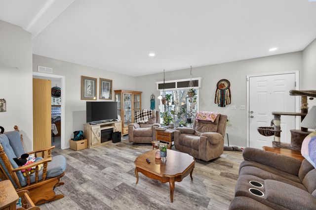 31 Mercury Drive, Richland, WA 99352