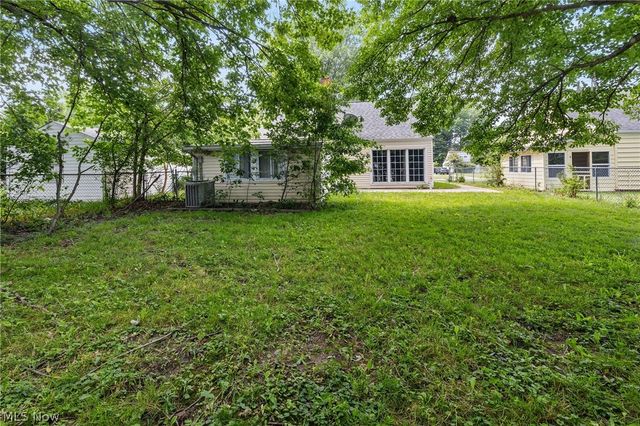 29061 W Willowick Drive, Willowick, OH 44095