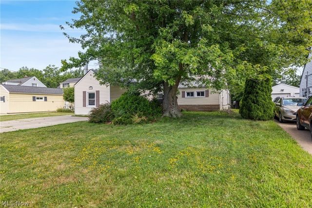 29061 W Willowick Drive, Willowick, OH 44095