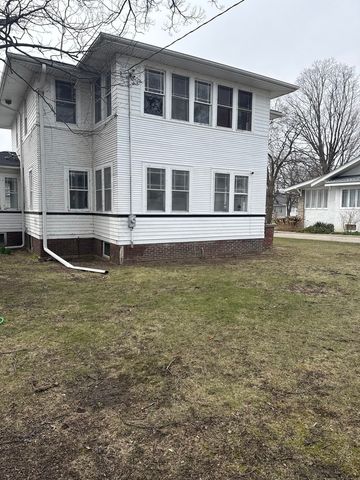 1425 Lincoln Street, North Chicago, IL 60064
