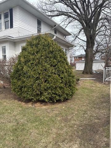 1425 Lincoln Street, North Chicago, IL 60064