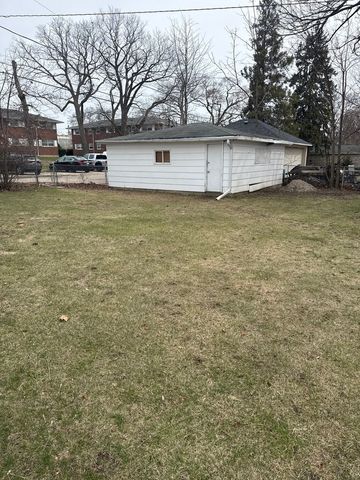 1425 Lincoln Street, North Chicago, IL 60064