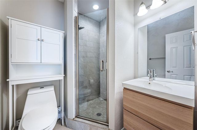 5196 BEACH DRIVE SE B, St Petersburg, FL 33705