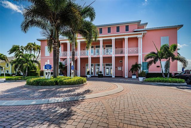 5196 BEACH DRIVE SE B, St Petersburg, FL 33705