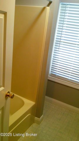 138 Sapphire Ct, Bardstown, KY 40004