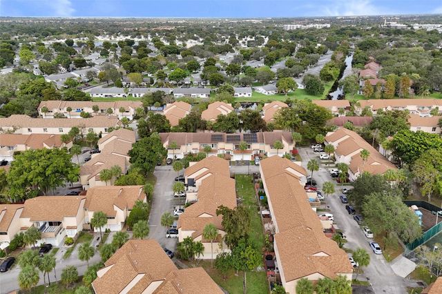 8226 NW 8th Place 6, Fort Lauderdale, FL 33324