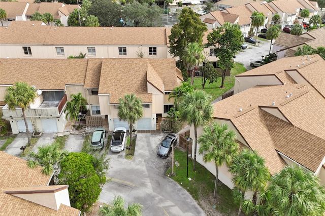 8226 NW 8th Place 6, Fort Lauderdale, FL 33324