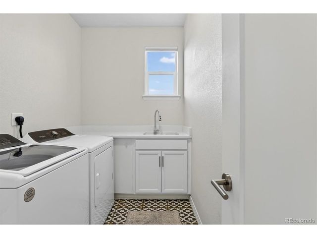 302 S 2nd Ave, Superior, CO 80027