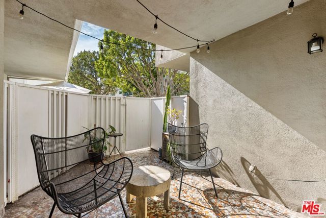 4353 Colfax Avenue 27, Studio City (los Angeles), CA 91604