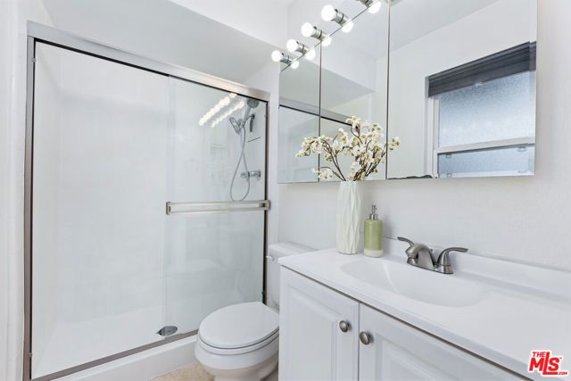 4353 Colfax Avenue 27, Studio City (los Angeles), CA 91604