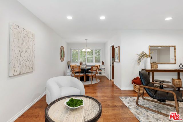 4353 Colfax Avenue 27, Studio City (los Angeles), CA 91604