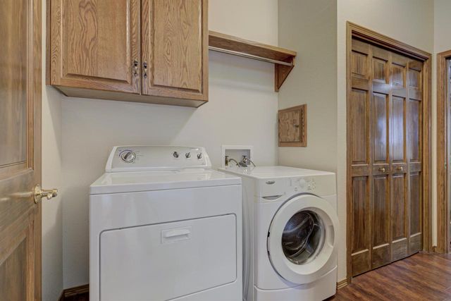 3205 N MISTWOOD LANE, Appleton, WI 54914