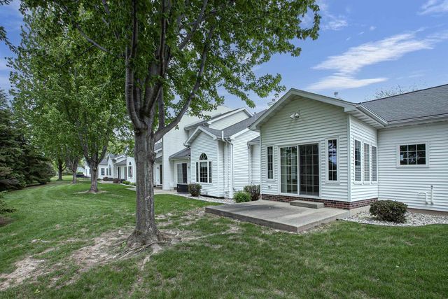 3205 N MISTWOOD LANE, Appleton, WI 54914