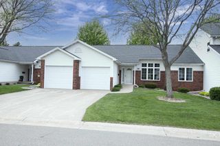 3205 N MISTWOOD LANE, Appleton, WI 54914
