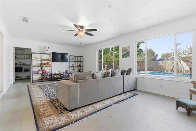 2019 W JOROME DRIVE, Tampa, FL 33612