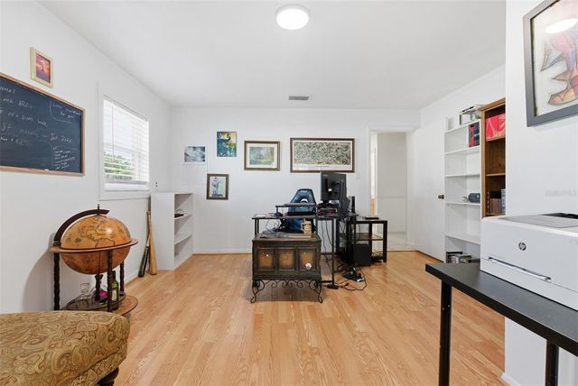 2019 W JOROME DRIVE, Tampa, FL 33612