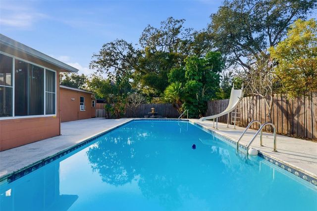 2019 W JOROME DRIVE, Tampa, FL 33612