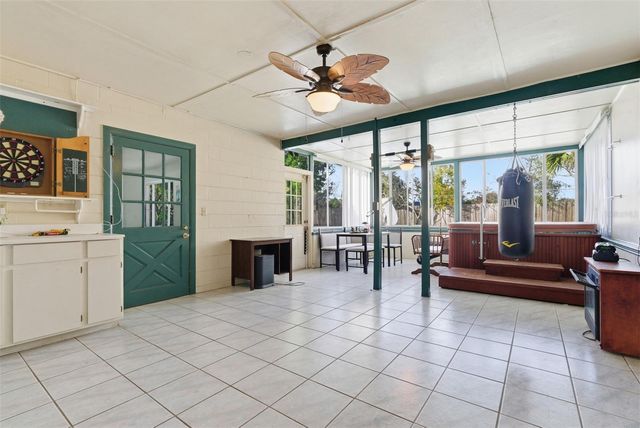 2019 W JOROME DRIVE, Tampa, FL 33612