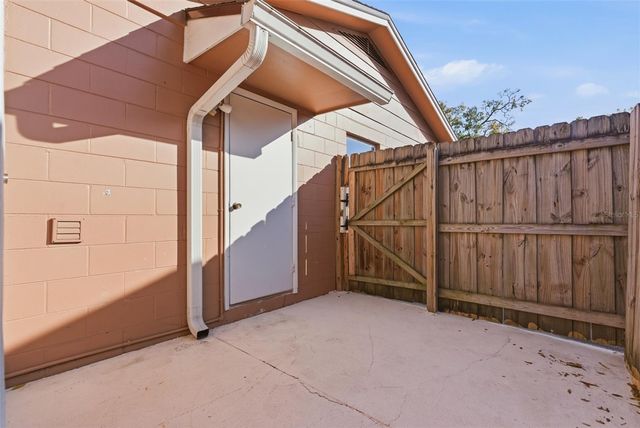 2019 W JOROME DRIVE, Tampa, FL 33612