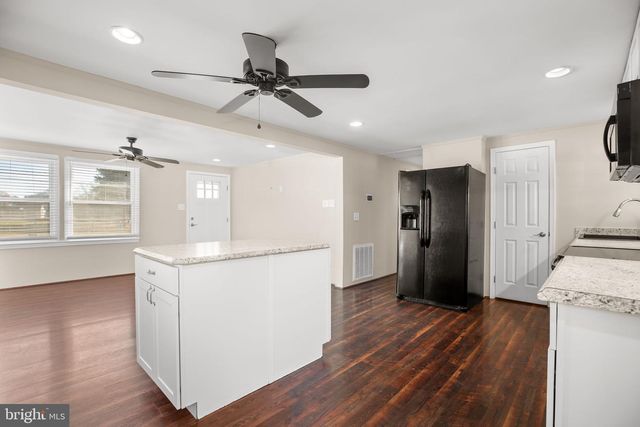 92 MCCARTY RD, Fredericksburg, VA 22405