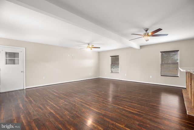 92 MCCARTY RD, Fredericksburg, VA 22405